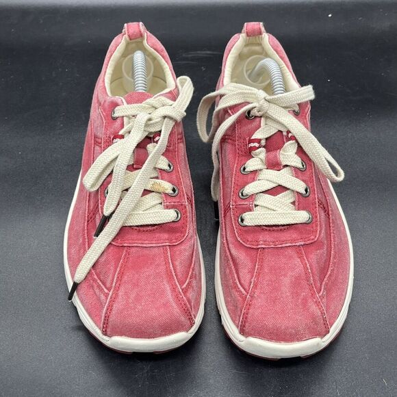 LL BEAN Women’s Red sunwashed Canvas Lace Up Sneakers Shoes Size 6 M 05330 - Picture 4 of 8